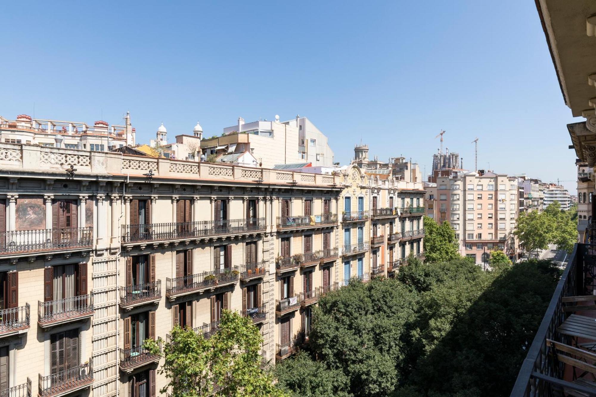 Fuster Apartments By Aspasios Barcelona Exterior photo